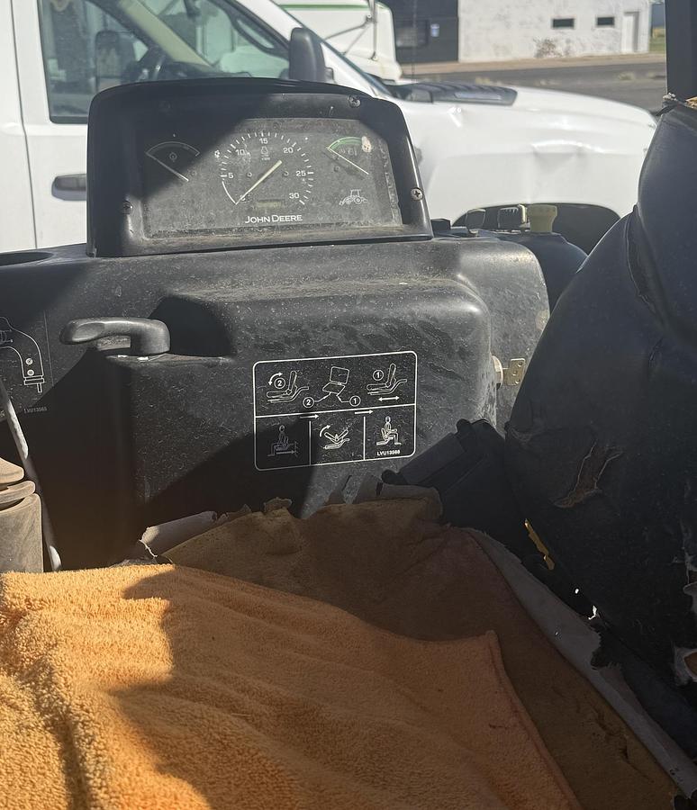 Used 2012 JOHN DEERE 110