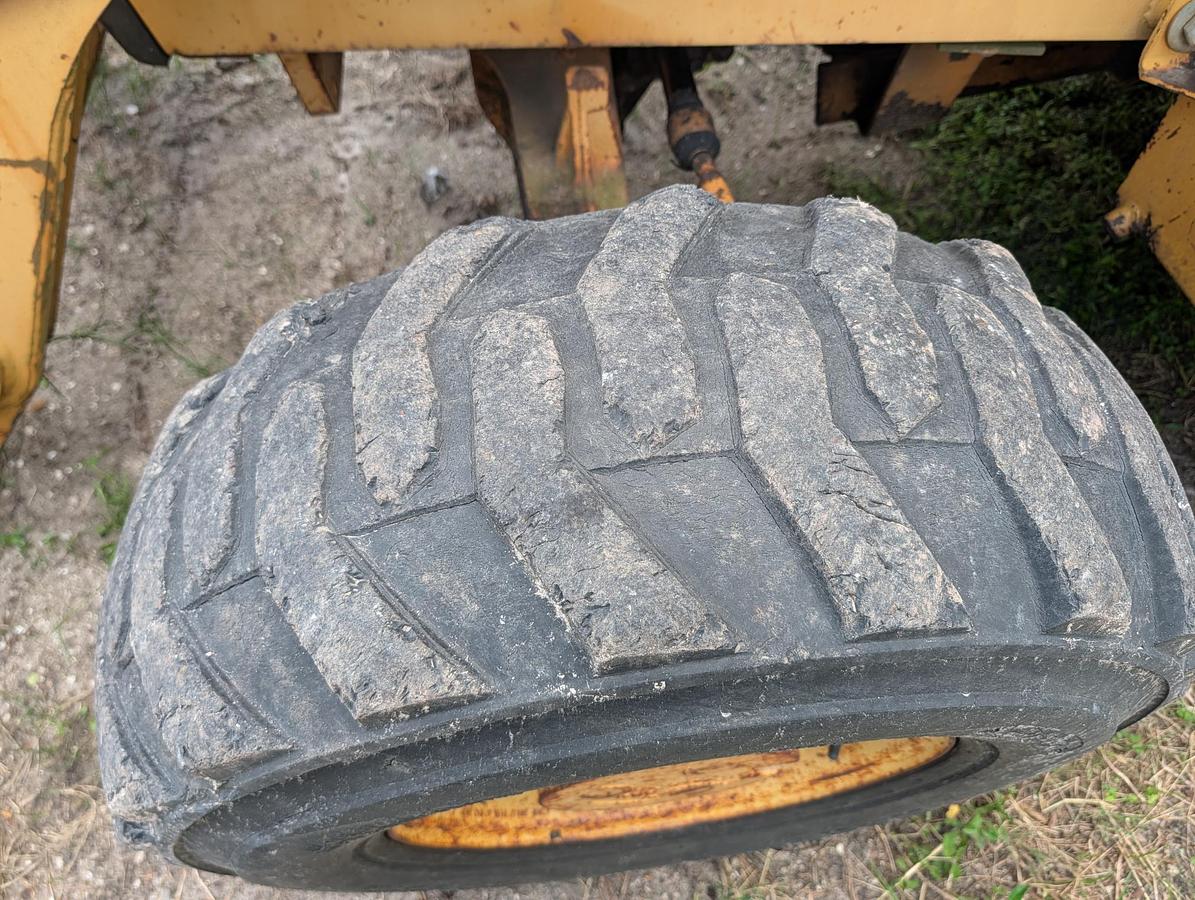 Used 1995 CASE 570LXT