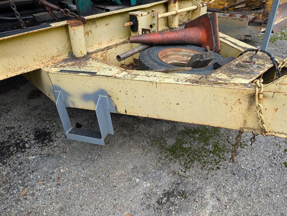 Used 2002 PUCKETT MFG 560