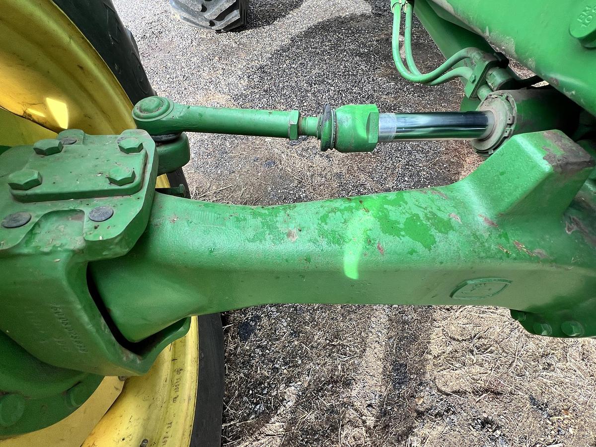 Used 2006 JOHN DEERE 7520