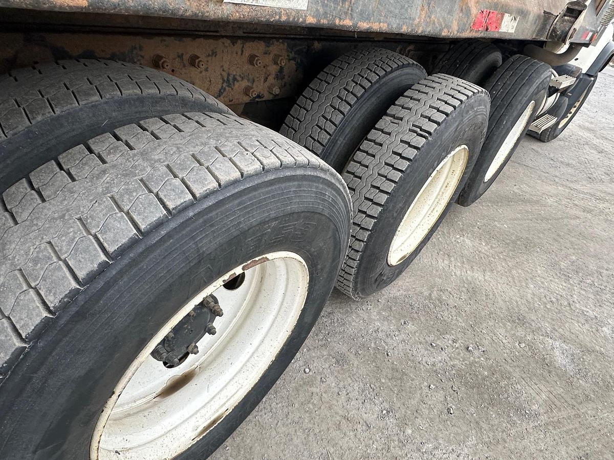 Used 2007 MACK CV713