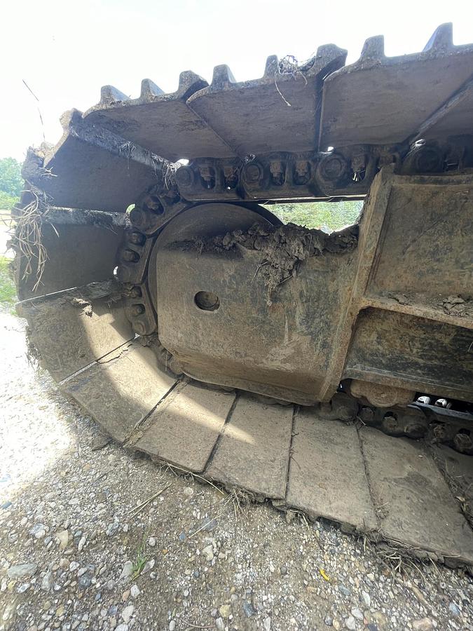 Used 2003 KOMATSU PC200 LC7