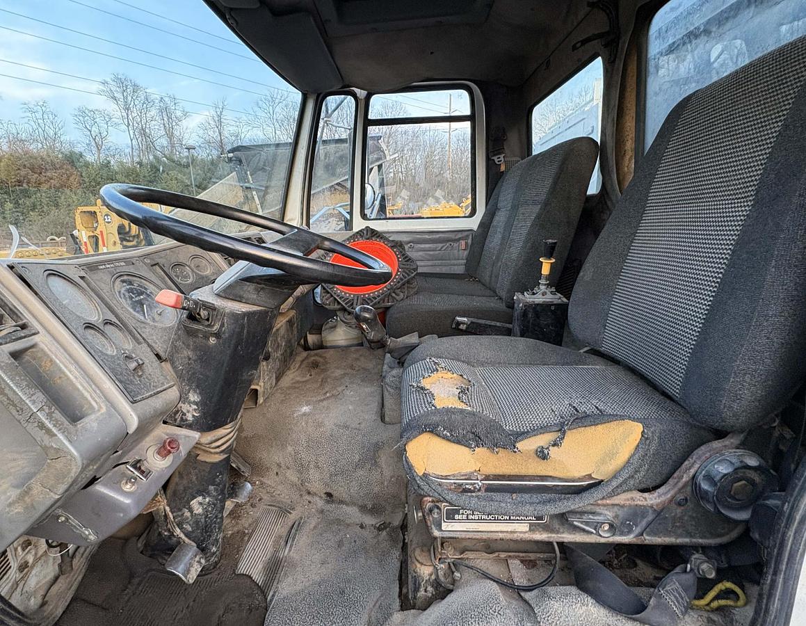 Used 1997 FORD CF8000