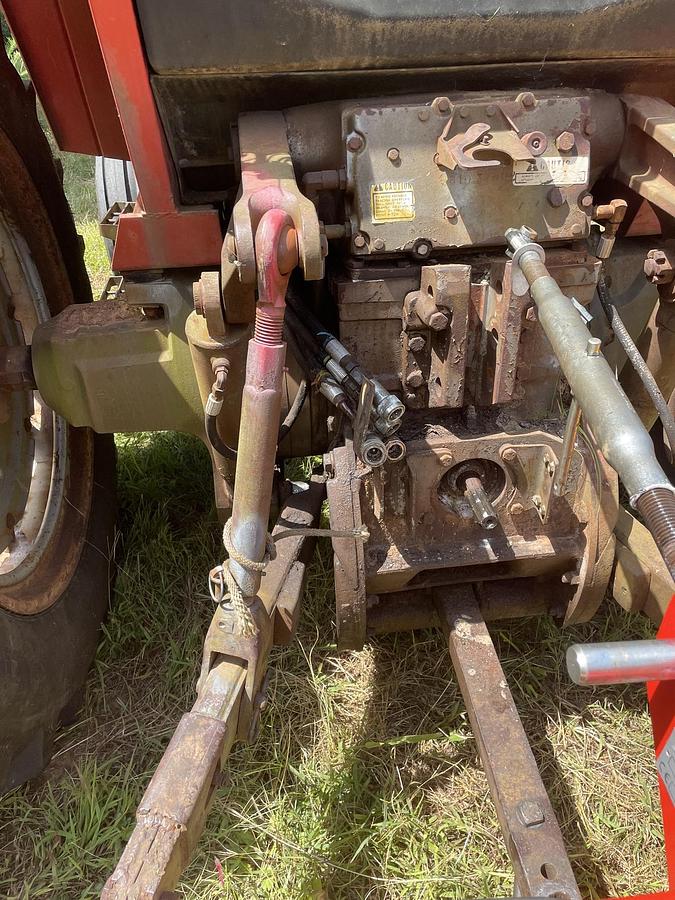 Used 1975 MASSEY FERGUSON MF 2745