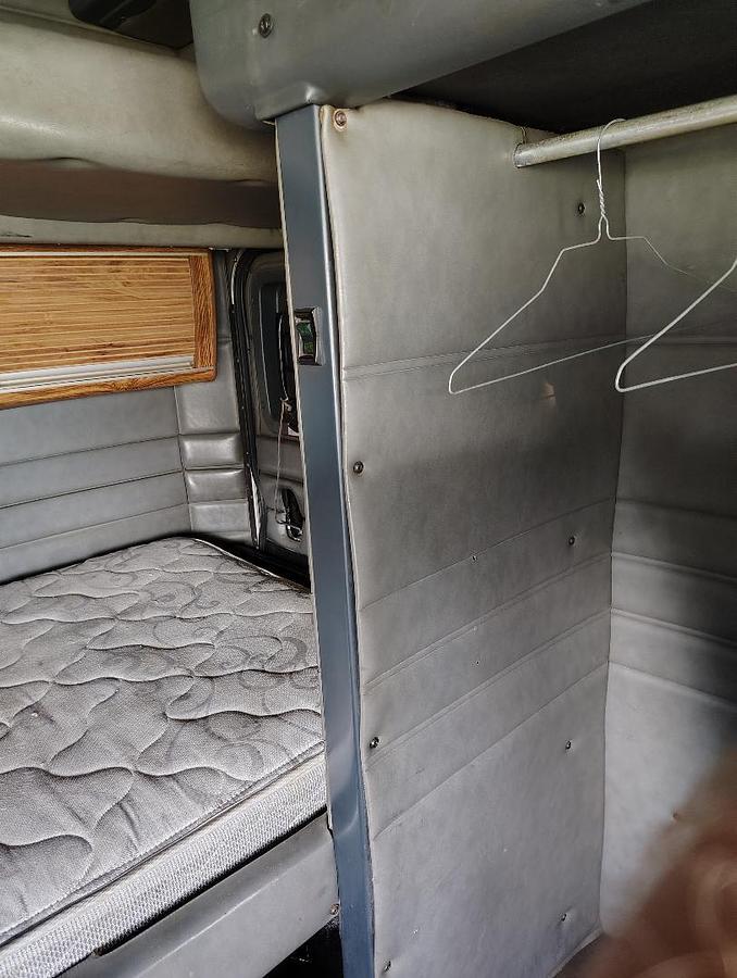 Used 1997 PETERBILT 379