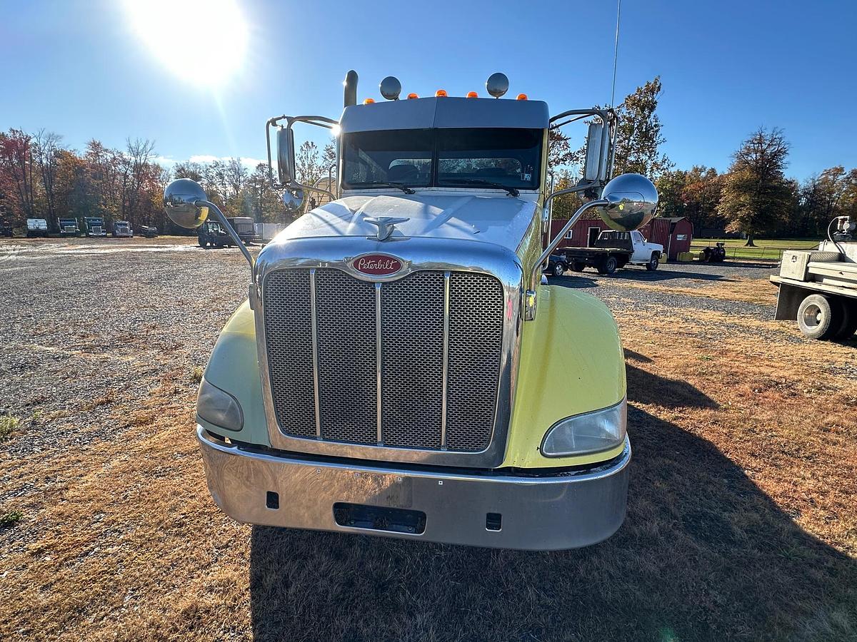 Used 2013 PETERBILT 384