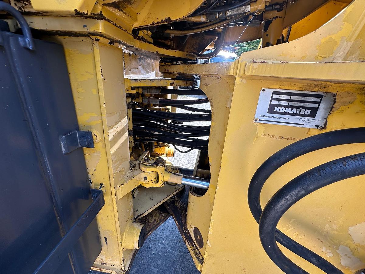 Used 1998 KOMATSU WA320
