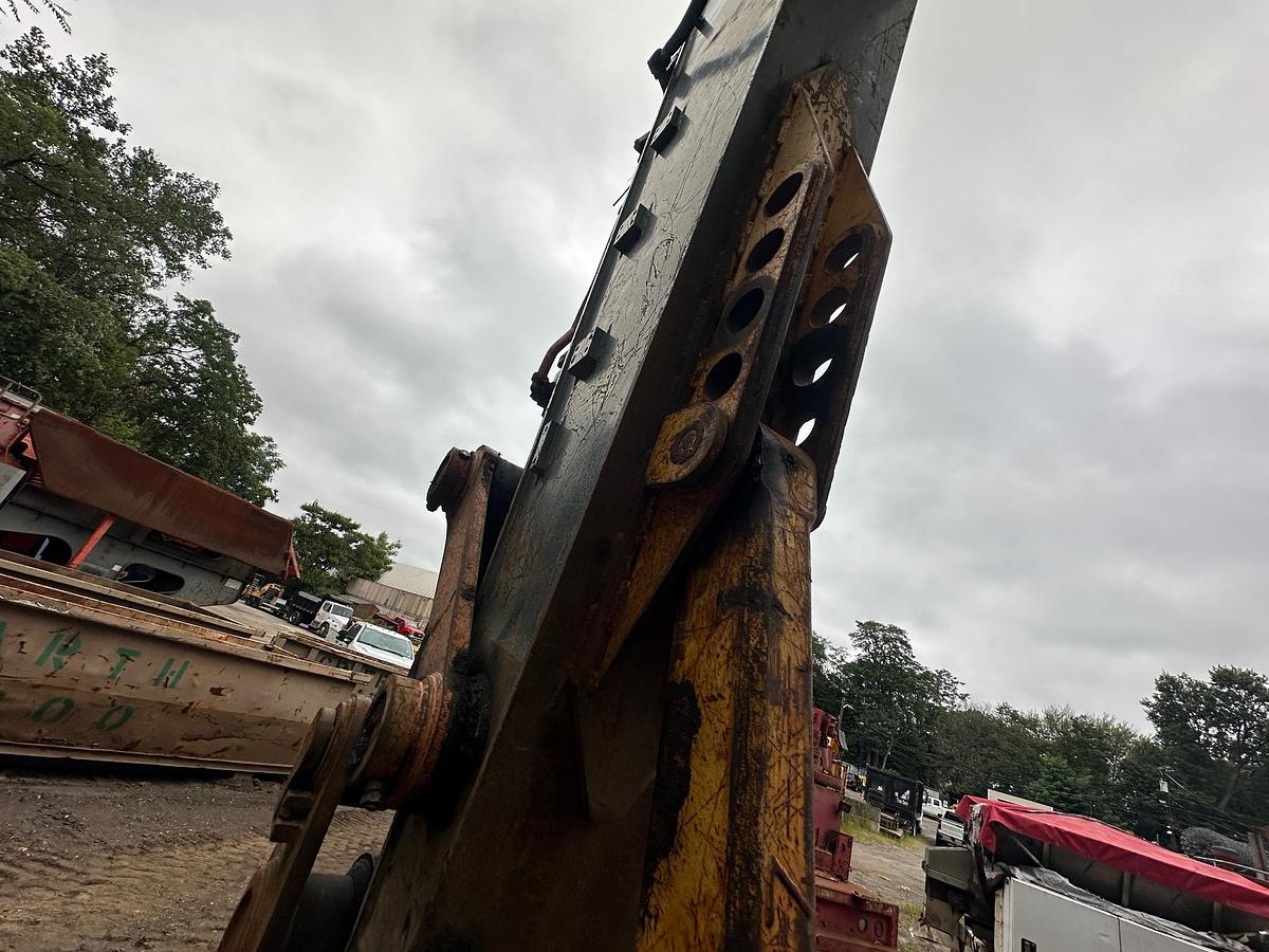 Used 2011 DEERE 450D LC