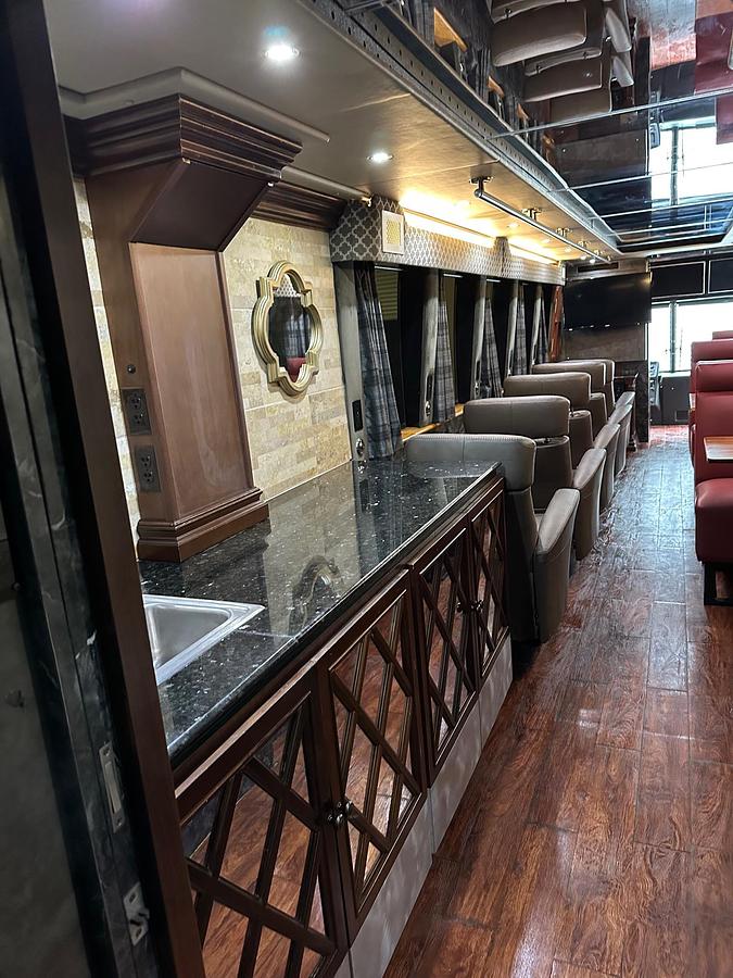 Used 1998 PREVOST XL 45' Executive Coach