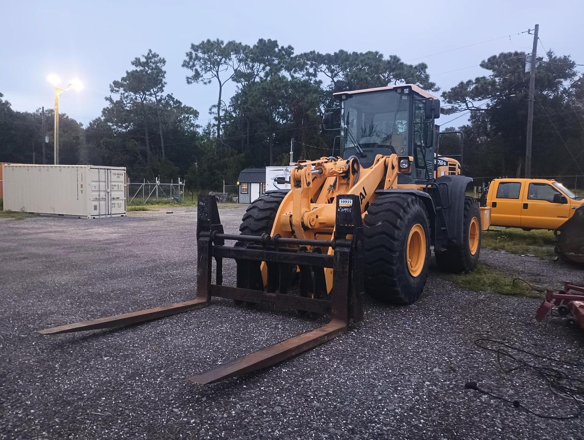 Used 2014 HYUNDAI HL760 9A