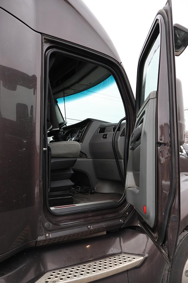 Used 2016 KENWORTH T680