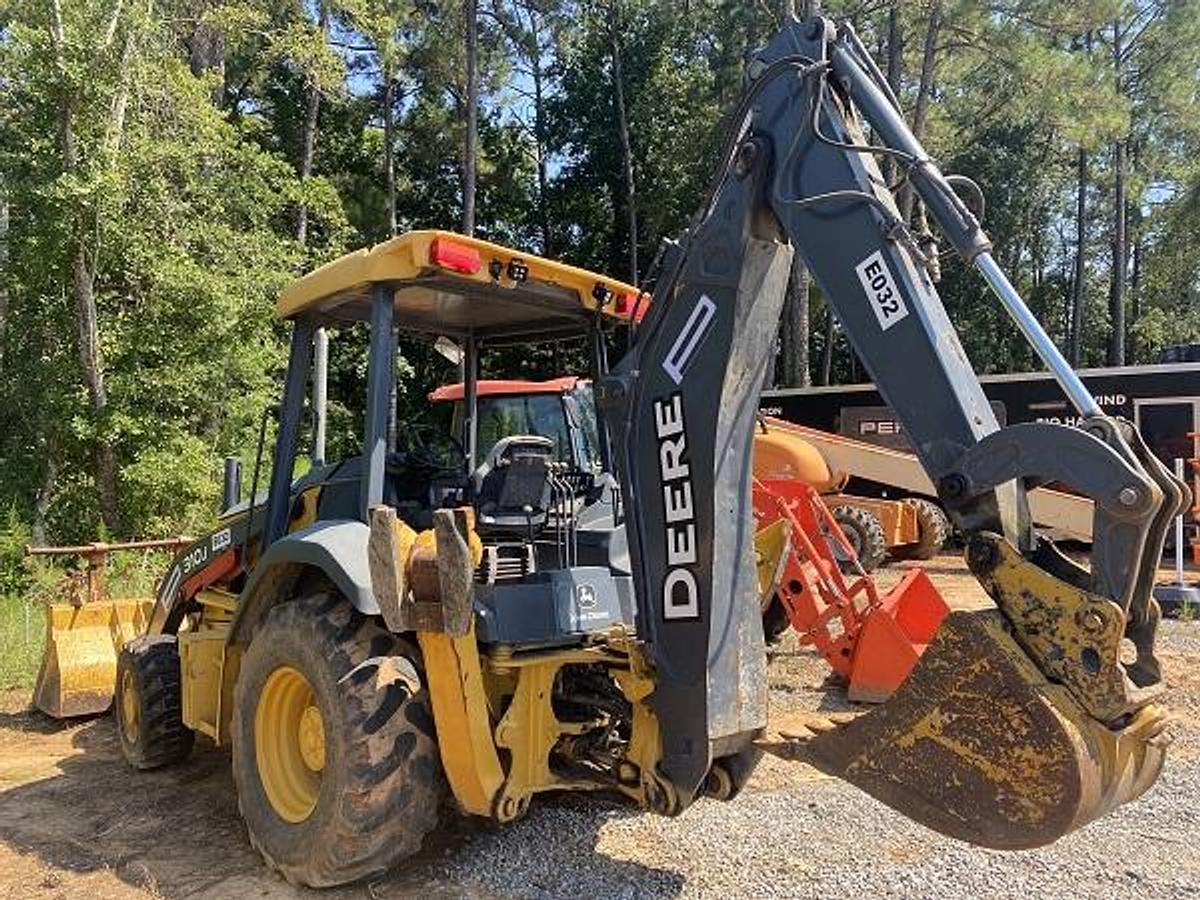 Used 2011 JOHN DEERE 310J