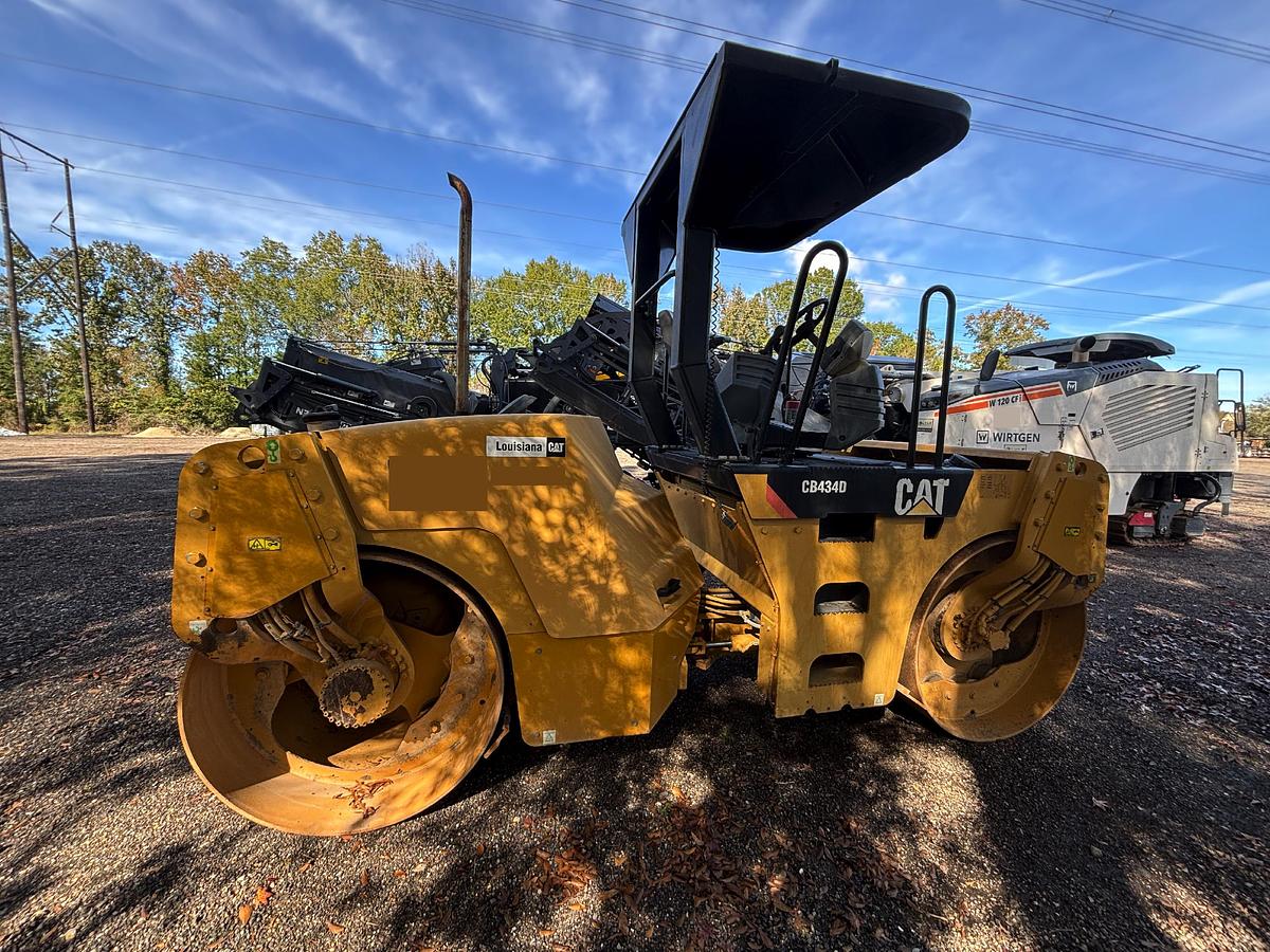 Used 2011 CATERPILLAR CB434D