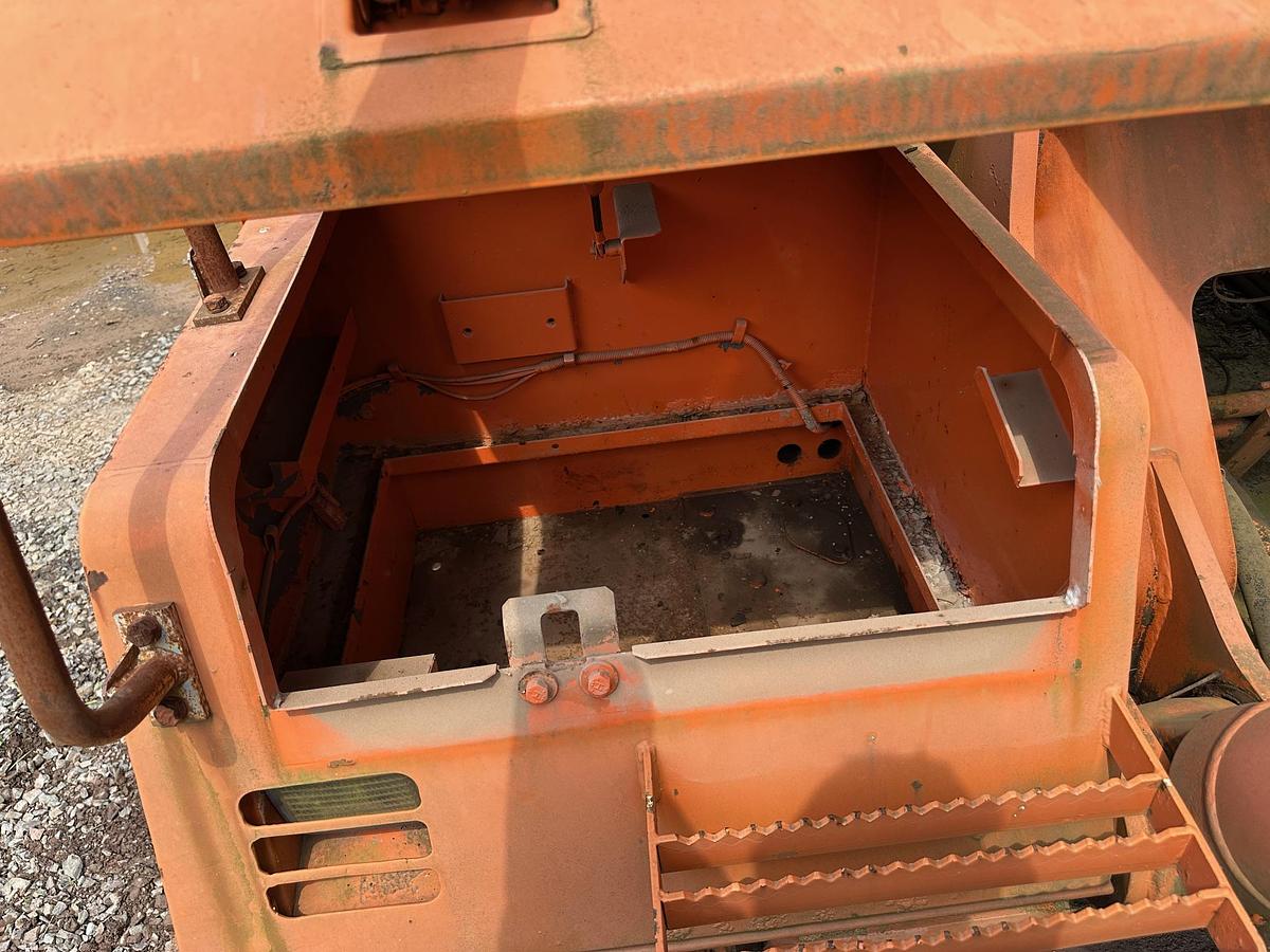 Used 1999 HITACHI EX330 LC-5 Demolition