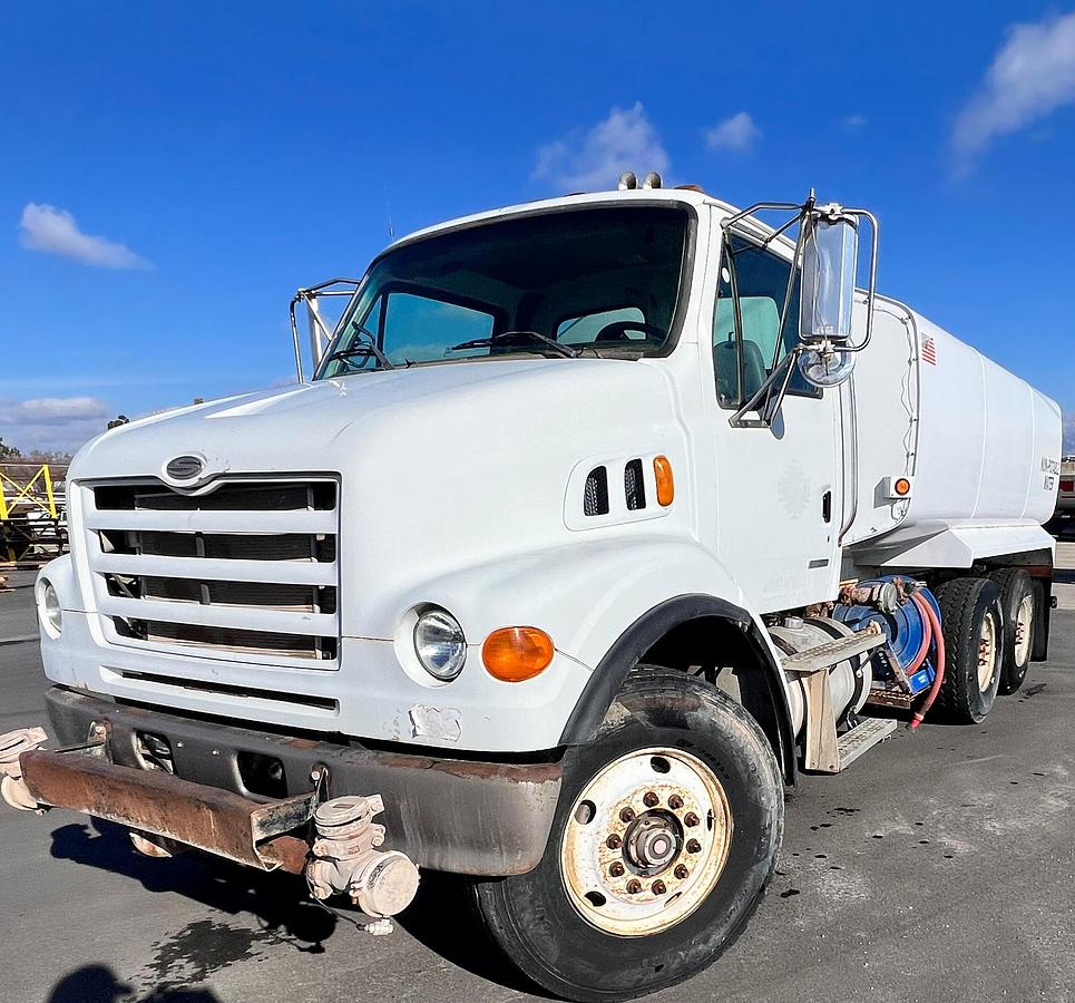 Used 2007 STERLING L7500 Water Truck