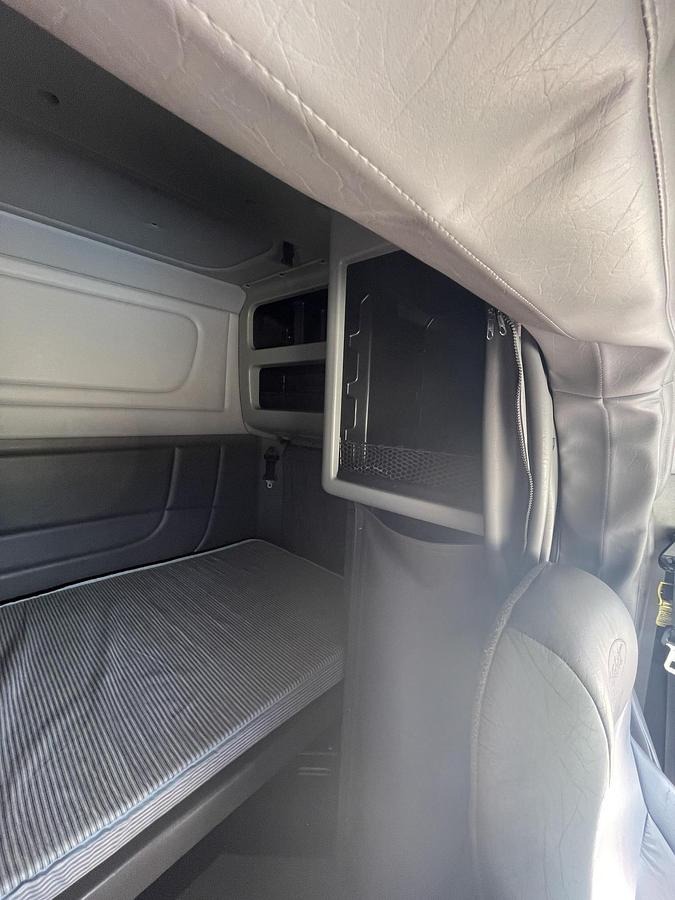 Used 2008 PETERBILT 388