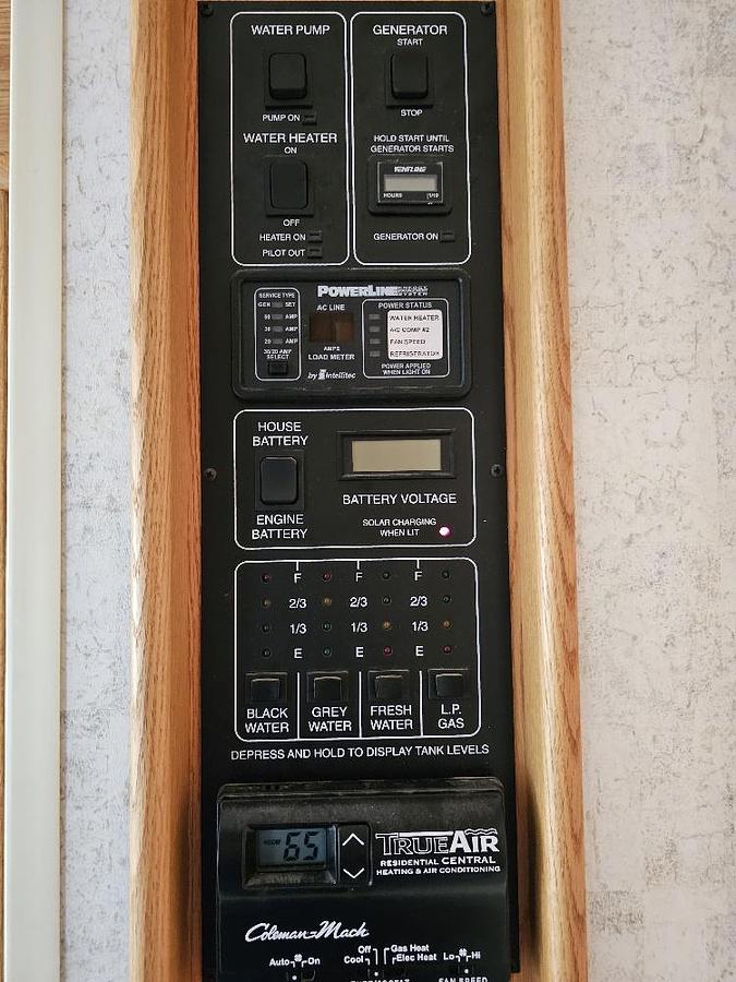 Used 2005 WINNEBAGO Suncruiser