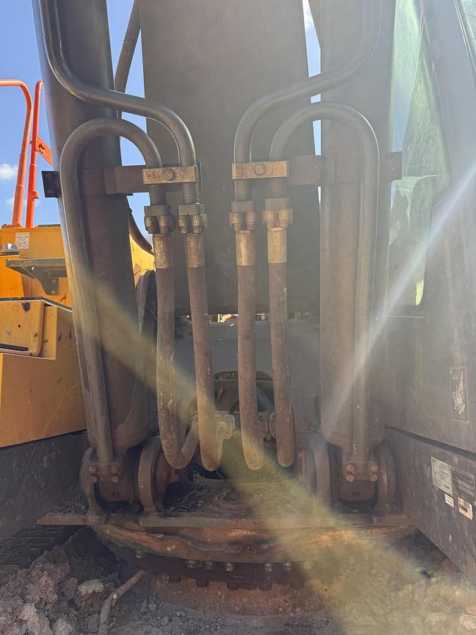 Used 2019 VOLVO EC350EL