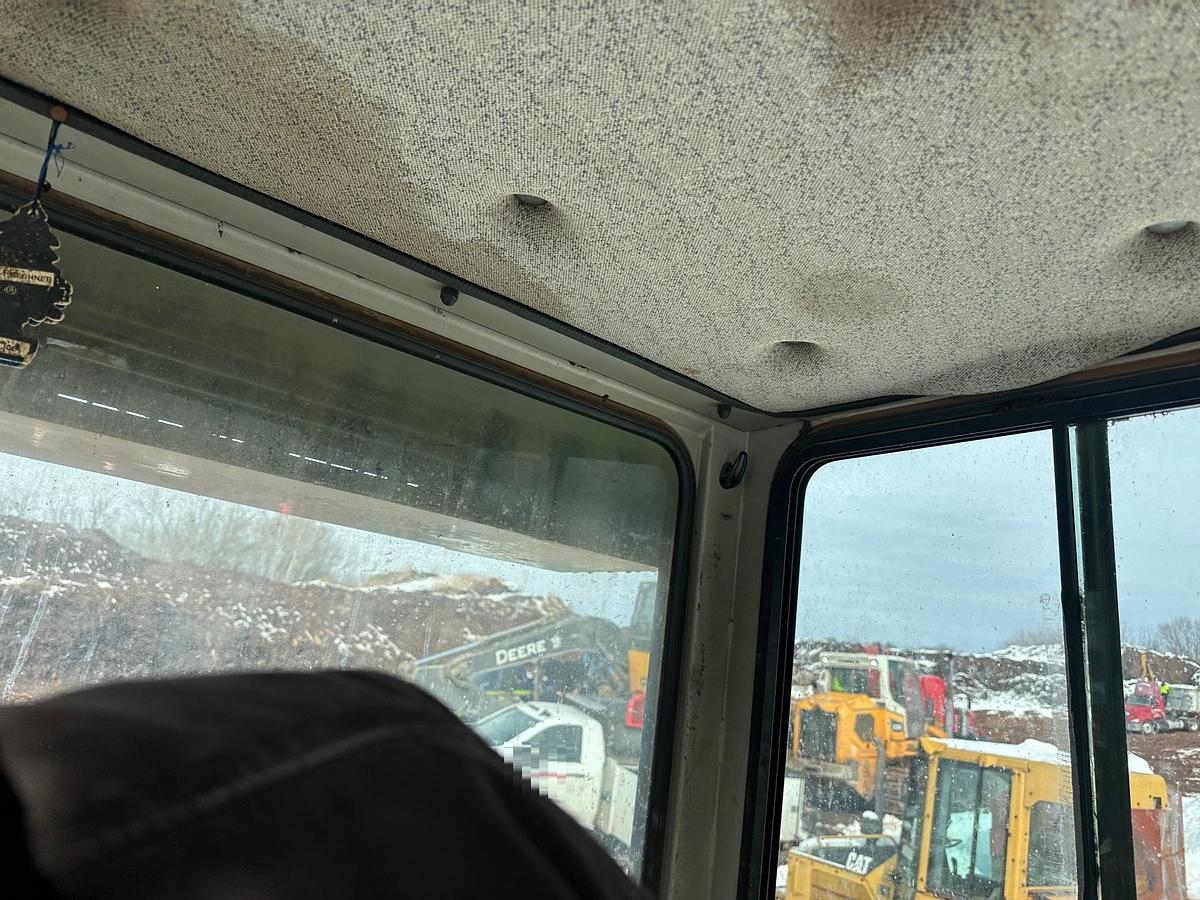 Used 2004 DEERE 755C Series II