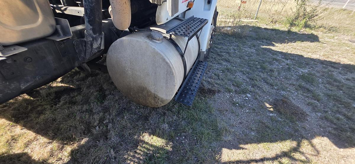 Used 2014 INTERNATIONAL 8600 SBA 6x4