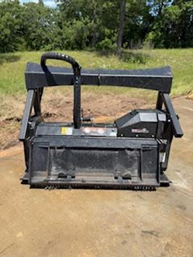 Used 2023 JOHN DEERE 333G