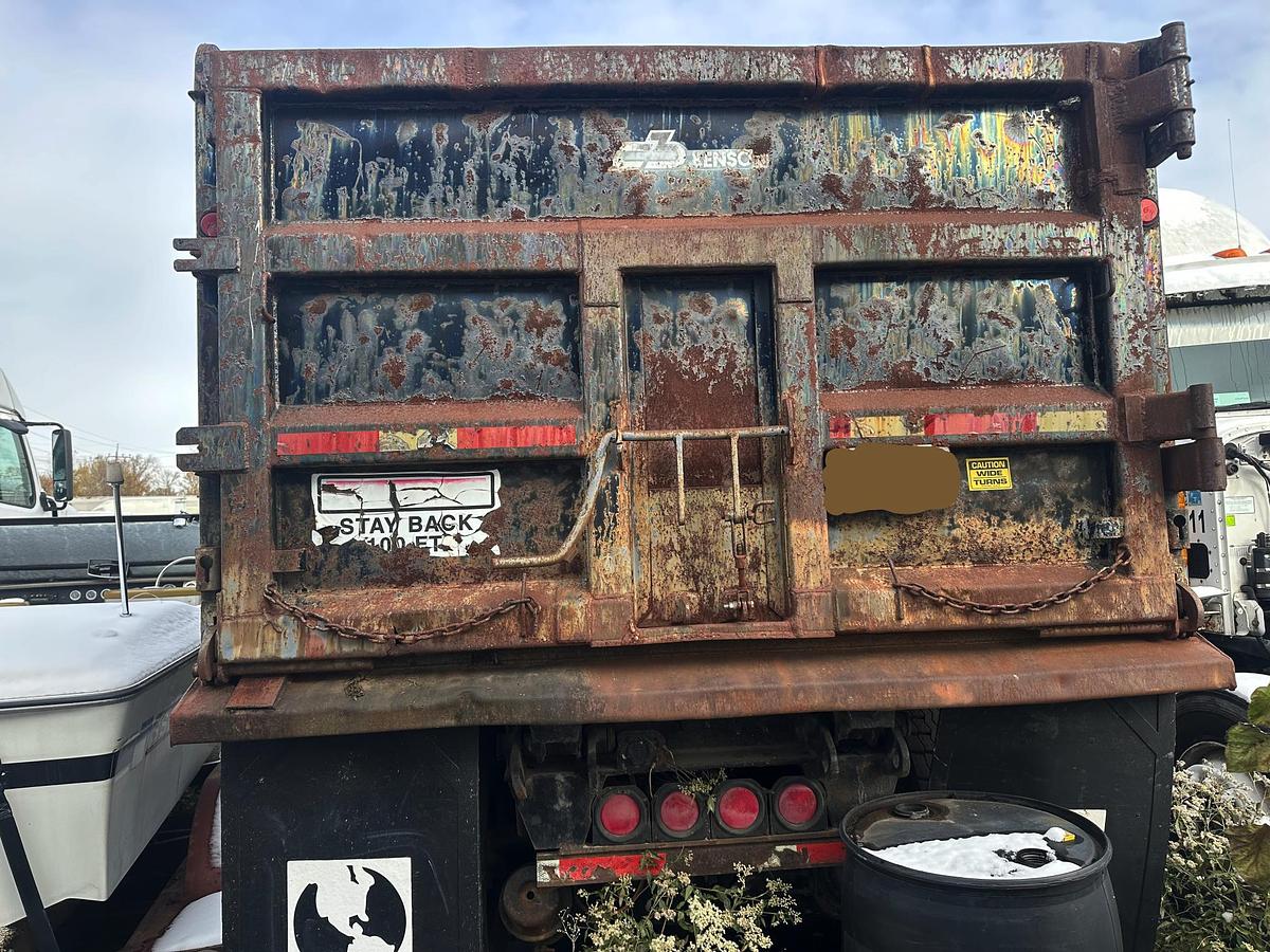 Used 1982 FORD L9000