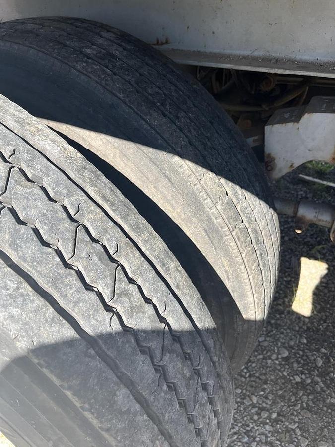 Used 2006 EAST 42' x 96