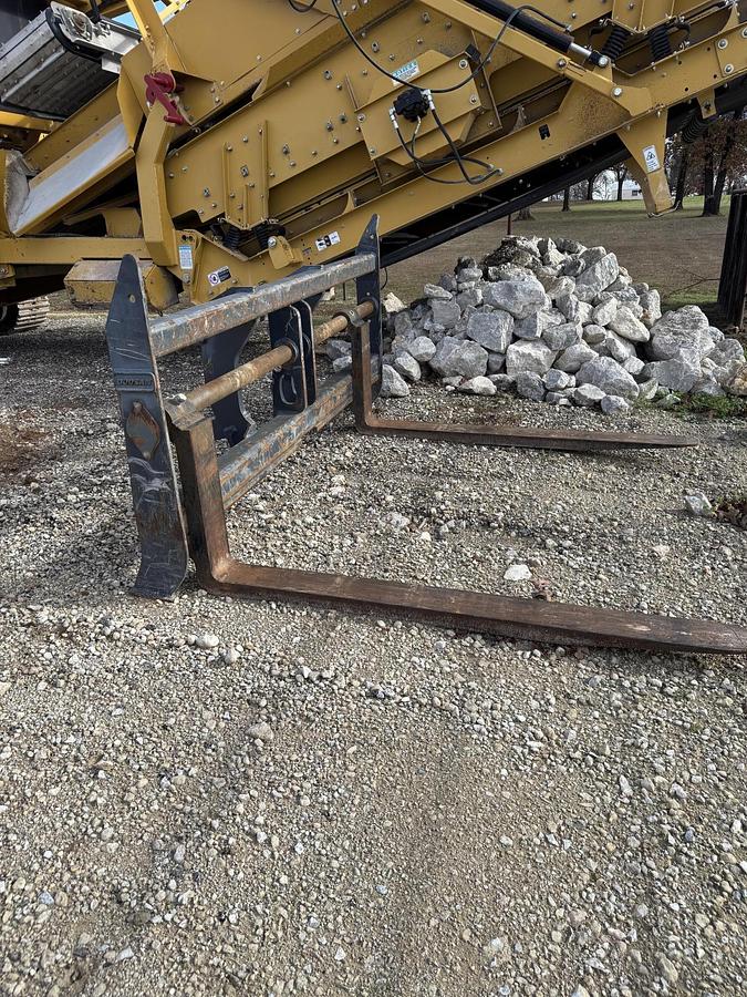 Used 2018 DOOSAN DL 220