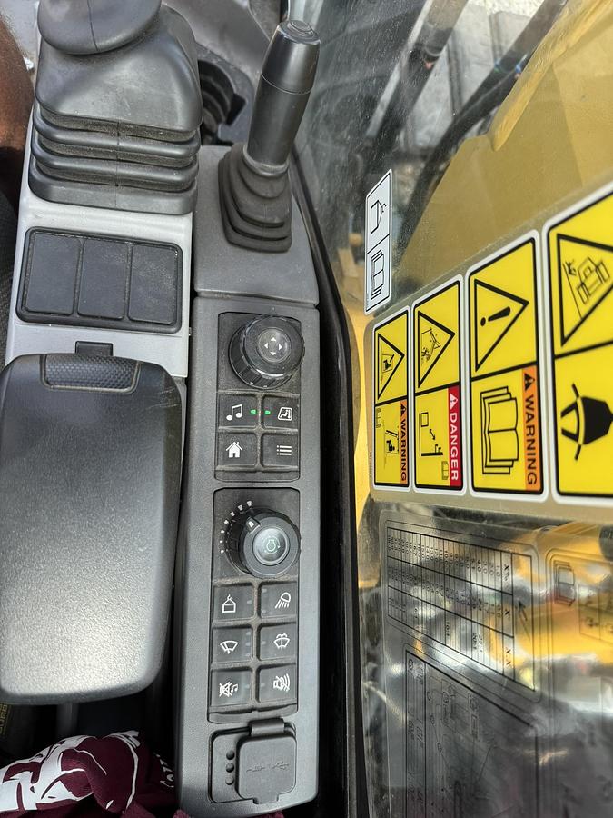 Used 2022 CATERPILLAR 310