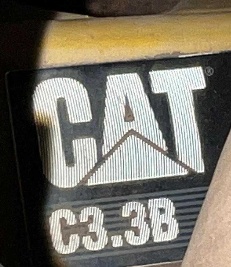 Used 2016 CATERPILLAR 907M