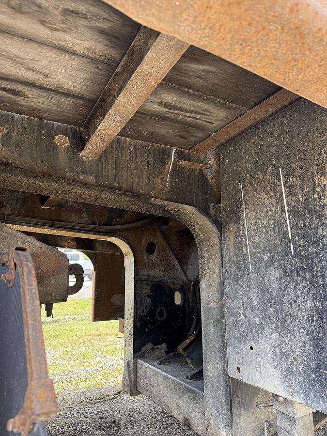 Used 2001 LANDOLL 53' X 102