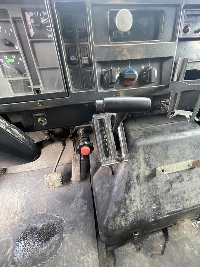 Used 1991 INTERNATIONAL F4900