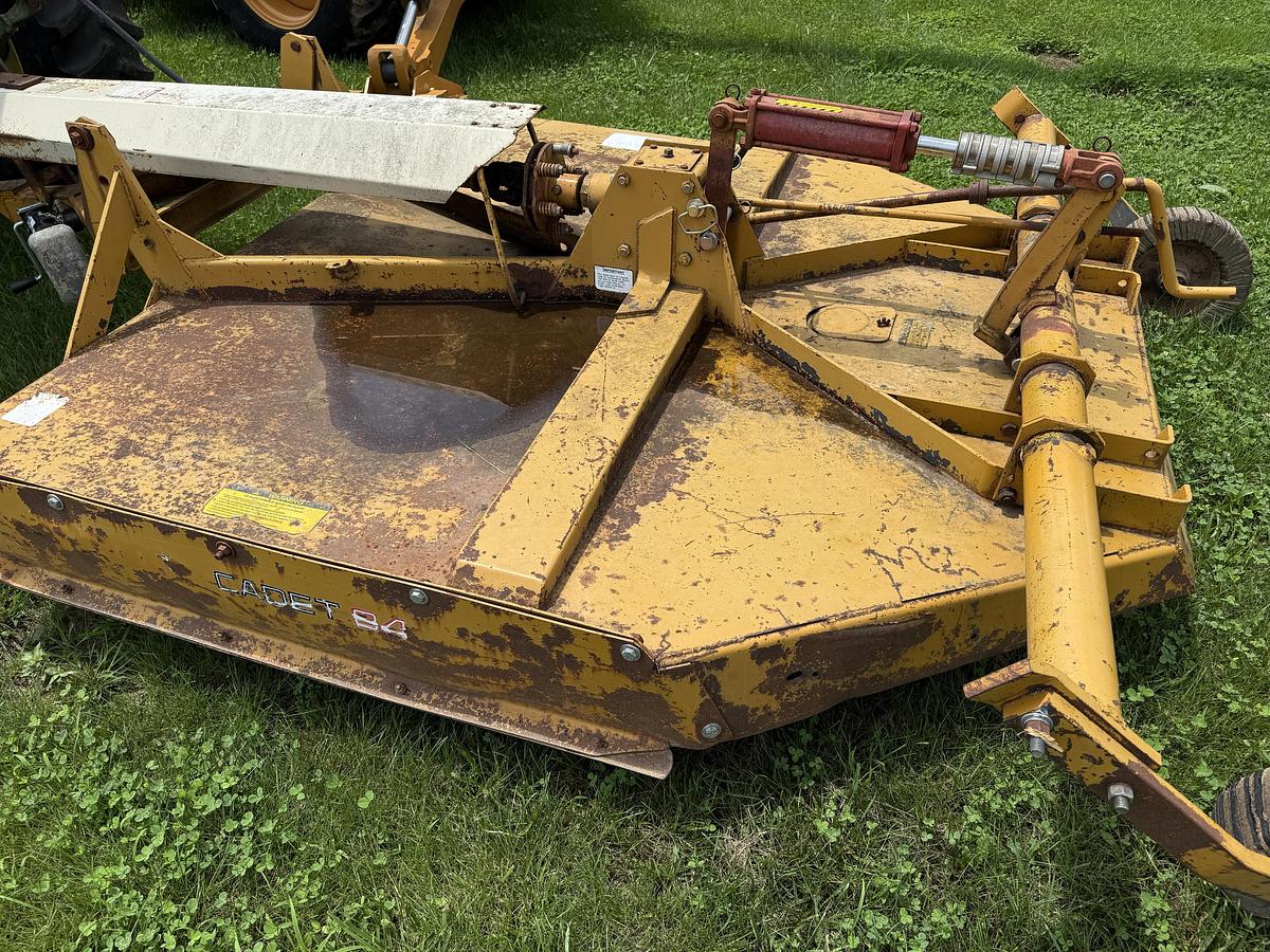 Used 1975 JOHN DEERE 1530