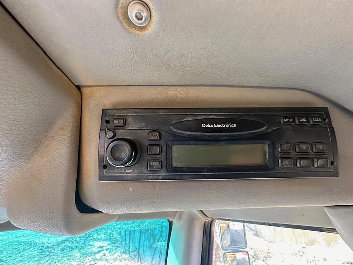 Used 2006 DEERE 300D