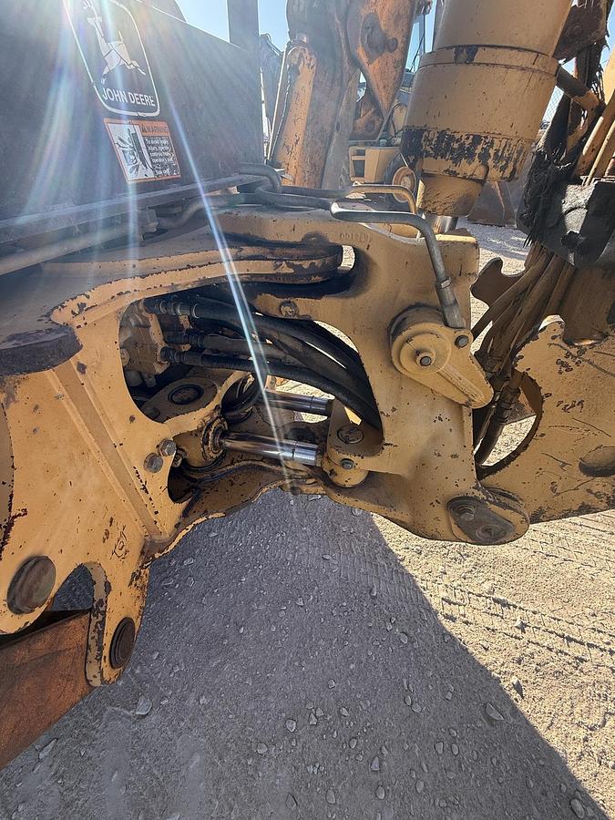 Used 2015 JOHN DEERE 310 SE