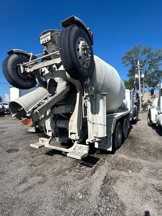 Used 2016 MACK GU700
