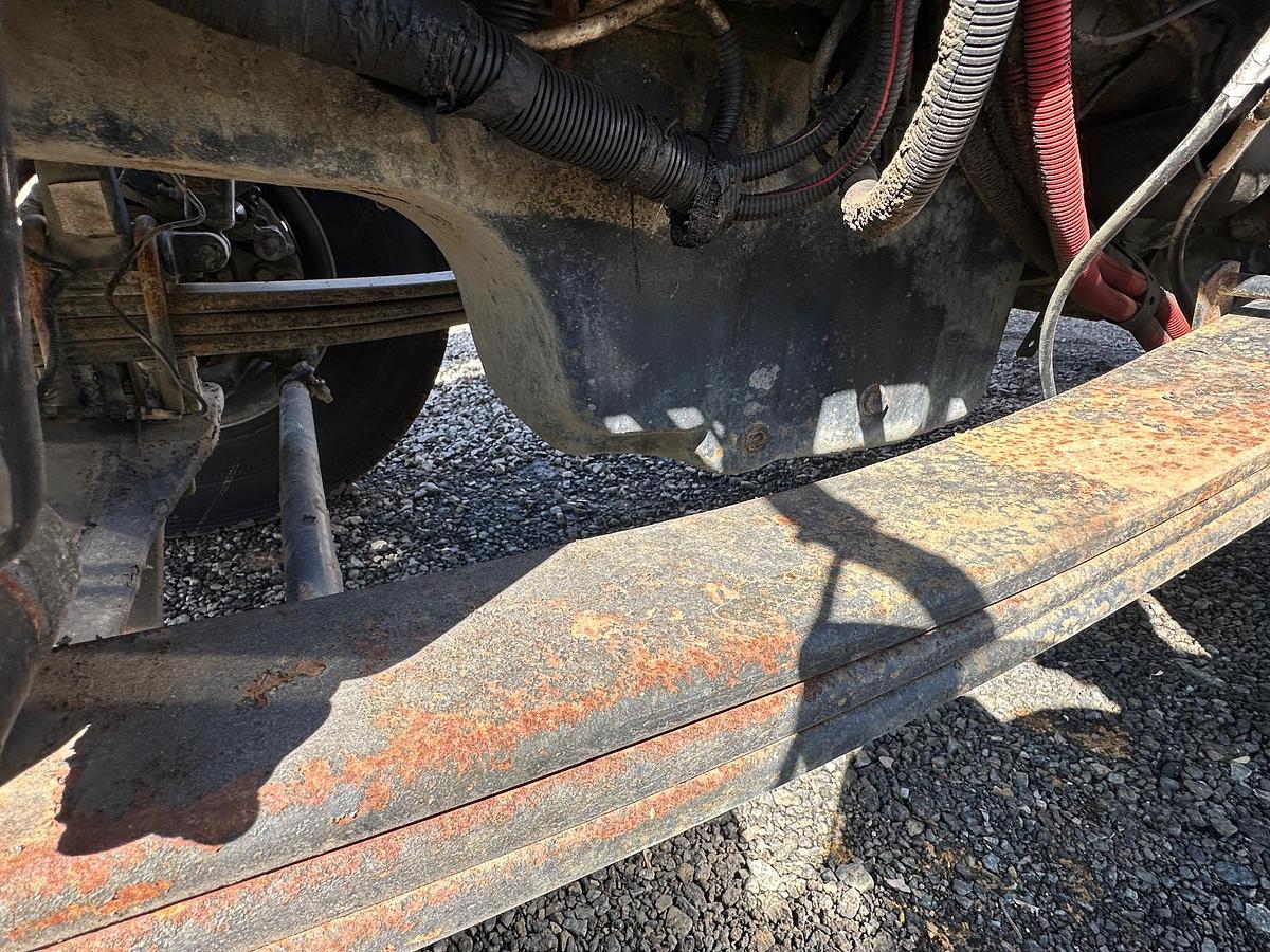 Used 2016 PETERBILT 365