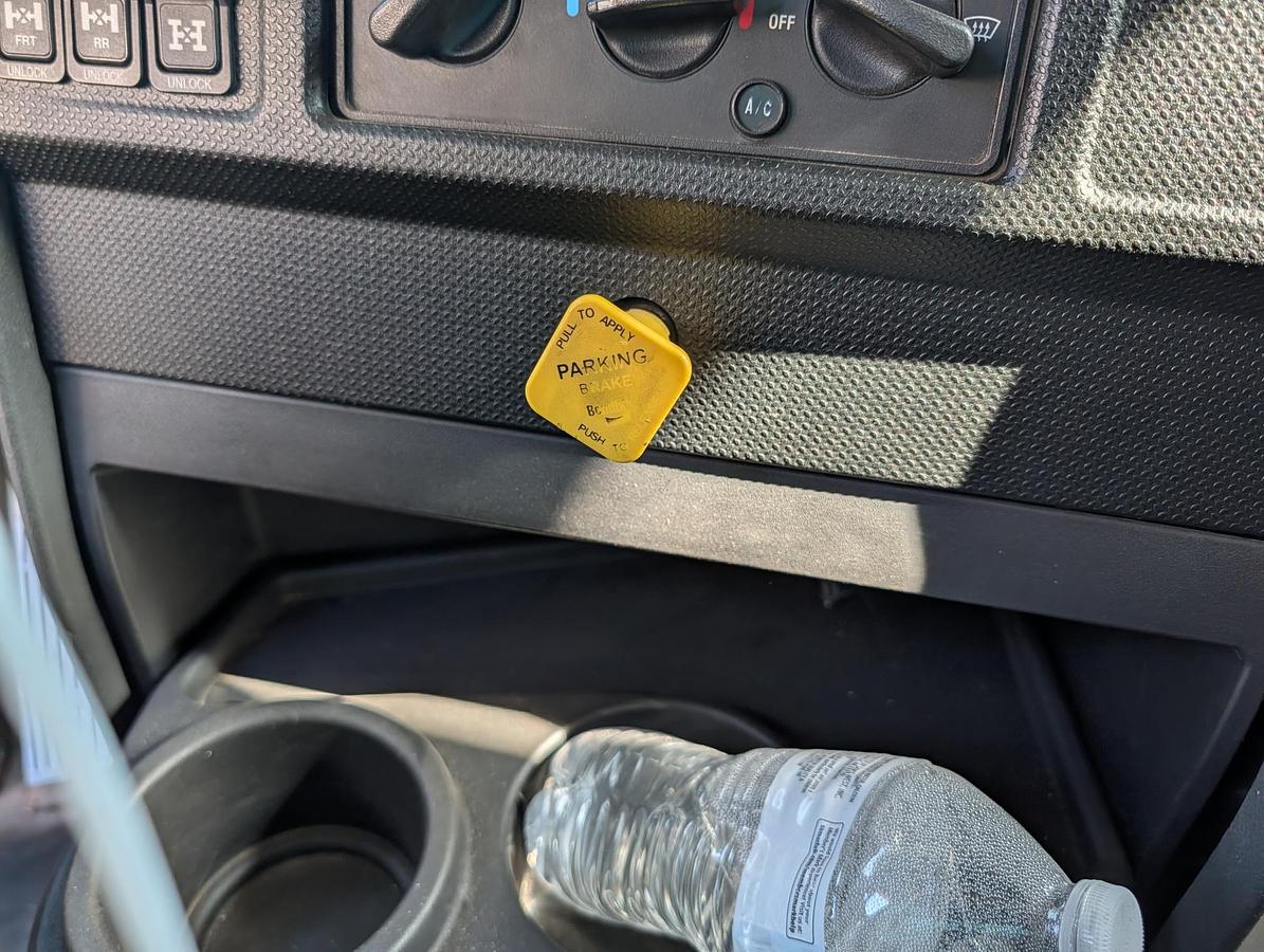 Used 2015 CATERPILLAR CT660 S