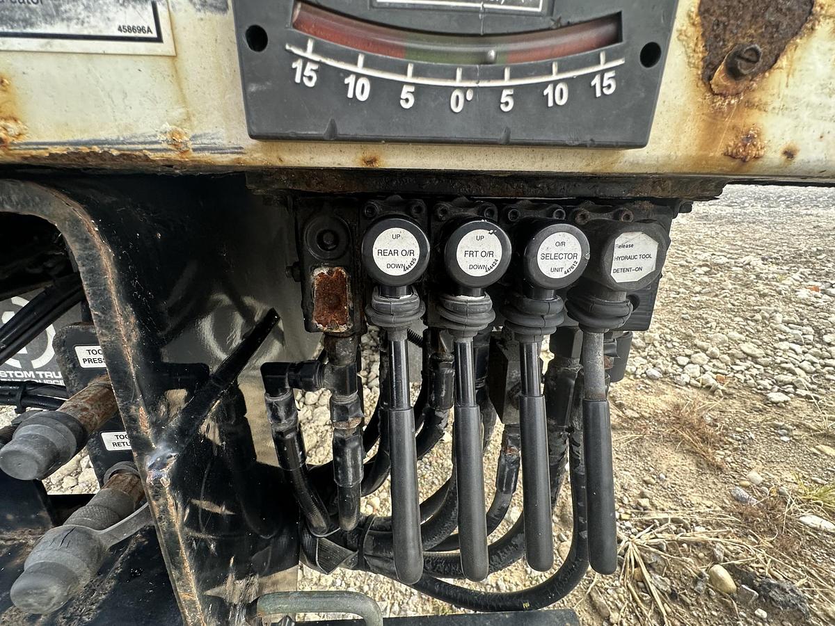 Used 2017 FREIGHTLINER M2 106