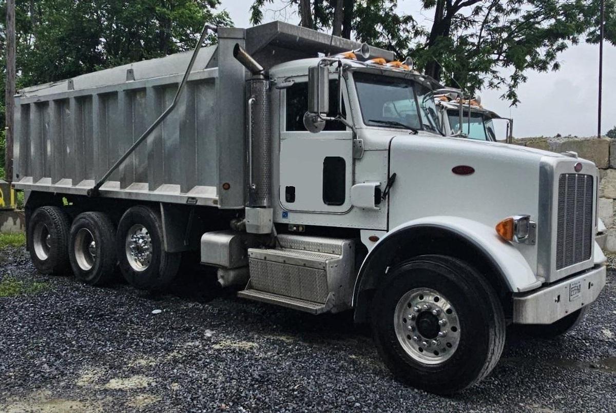 Used 2019 PETERBILT 365