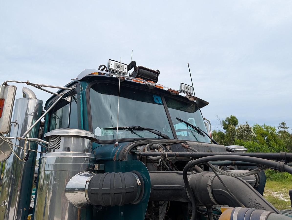 Used 1995 WESTERN STAR 4900