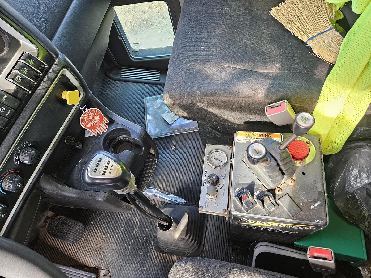 Used 2016 KENWORTH T800