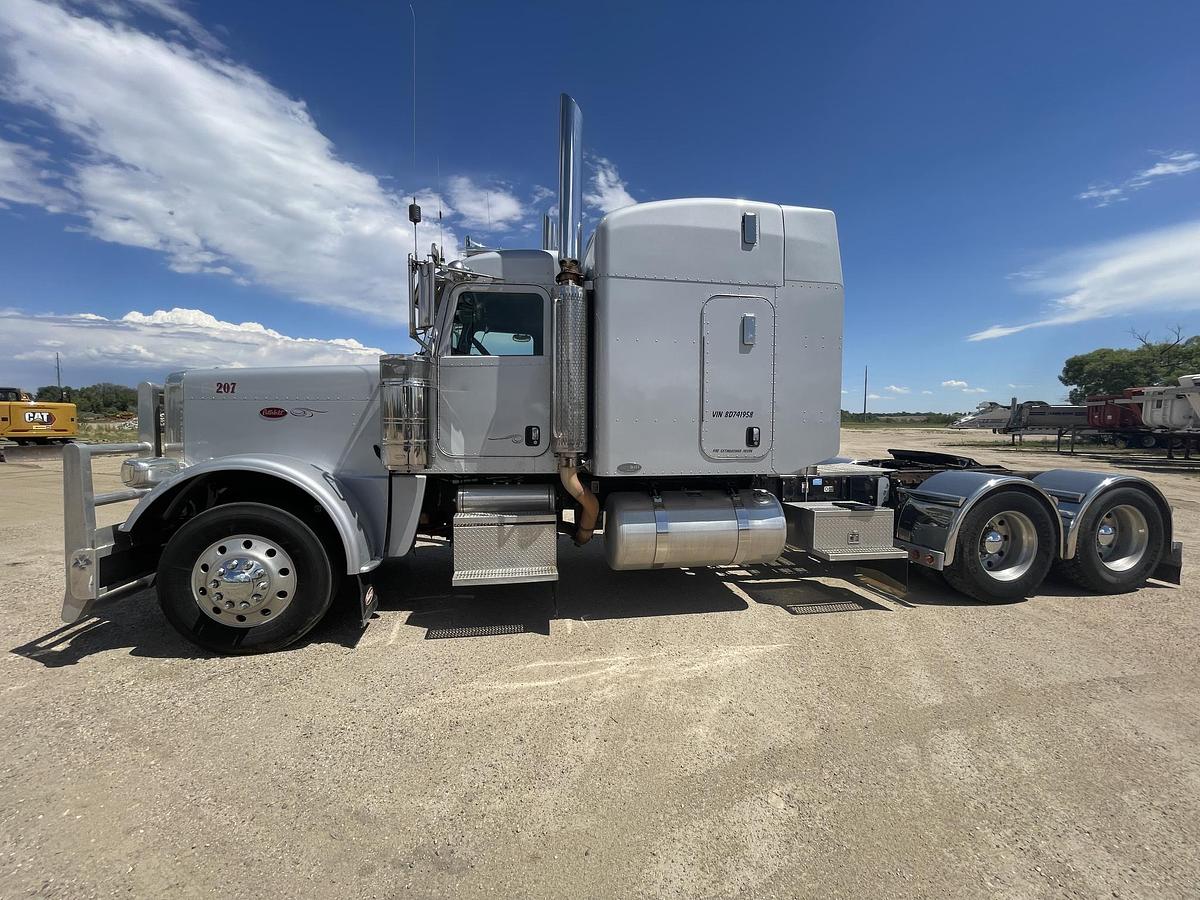 Used 2008 PETERBILT 388
