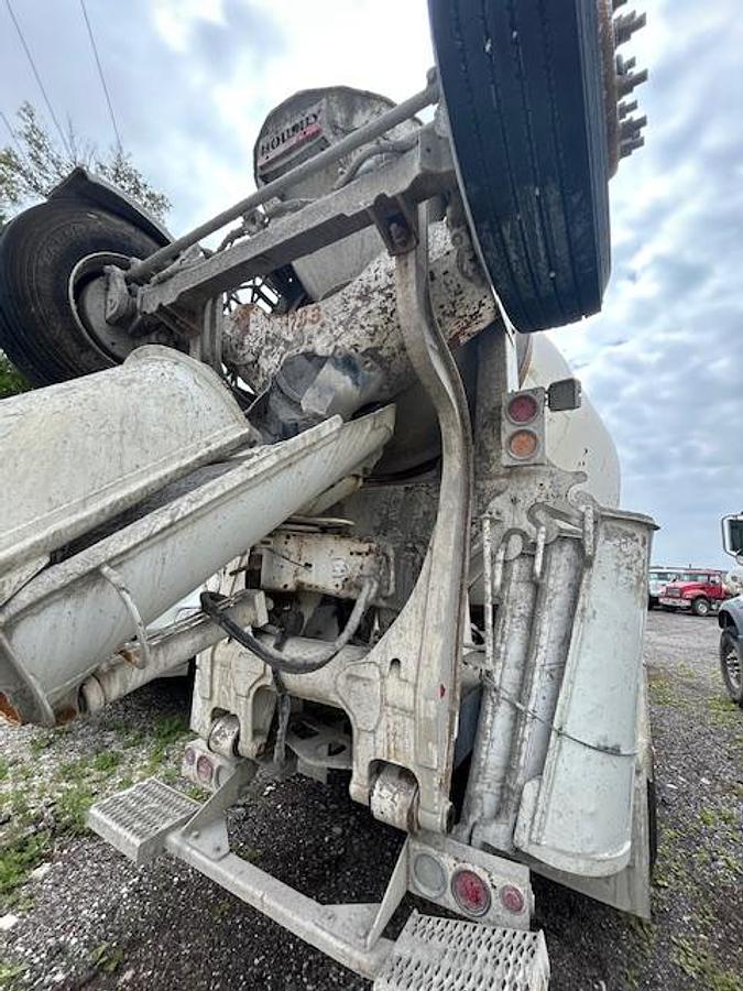 Used 2019 MACK GR64FR