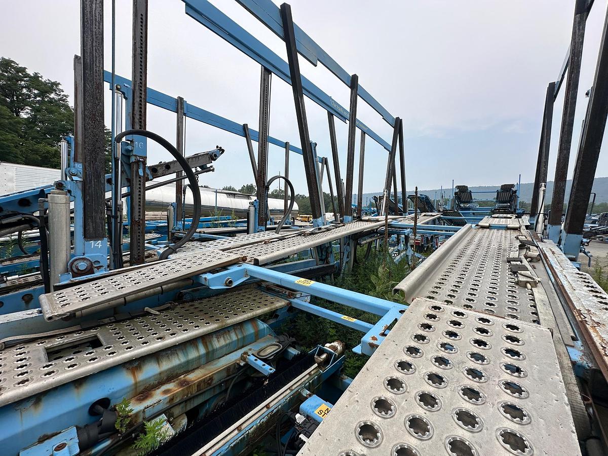 Used 2015 VOLVO VAH Auto Hauler