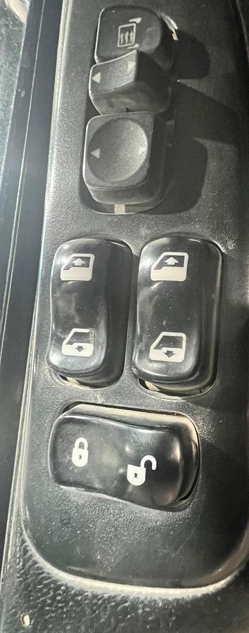 Used 2012 PETERBILT 388 Dump truck