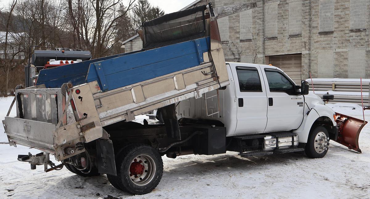 Used 2004 FORD F650