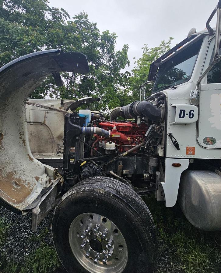 Used 2018 PETERBILT 365