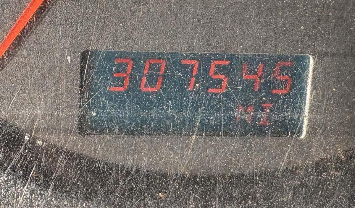 Used 2014 CATERPILLAR CT660S