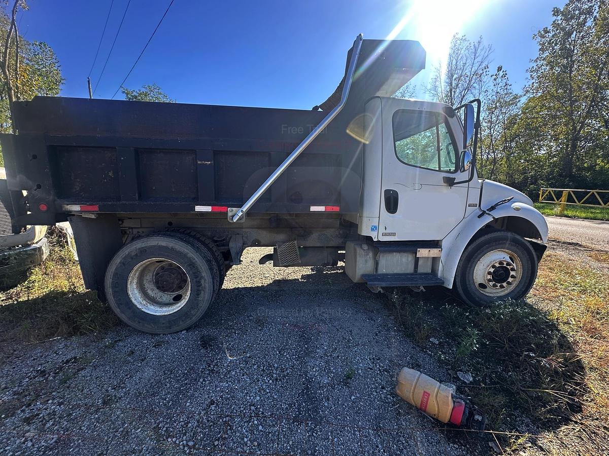 Used 2007 FREIGHTLINER M2 106